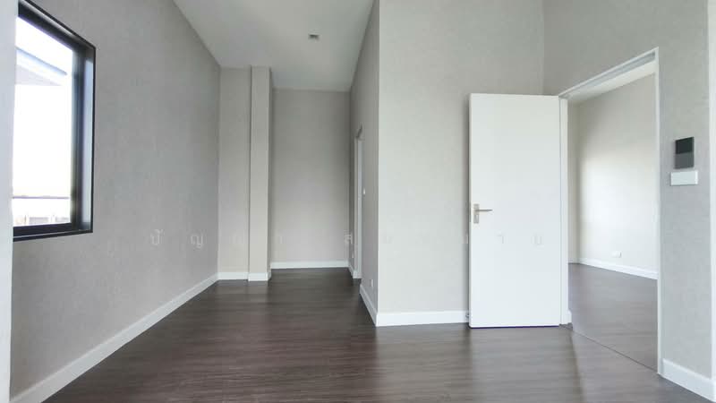 Bangkok Boulevard Ramkhamhaeng-Wongwaen, Bangkok, Ratchadaphisek Road, Rat Phatthana, Saphan Sung, Bangkok, 4 Bedrooms, 235 sqm, Single Detached House For Sale, by ปัญญา สมหมาย, 500503992 - DDproperty.com