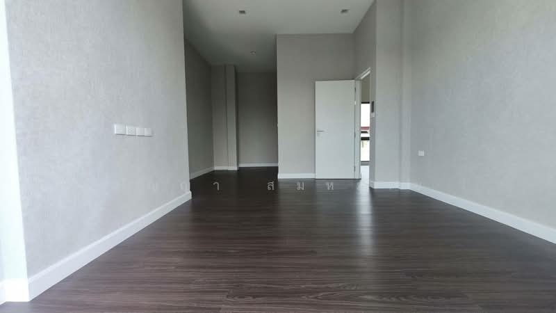Bangkok Boulevard Ramkhamhaeng-Wongwaen, Bangkok, Ratchadaphisek Road, Rat Phatthana, Saphan Sung, Bangkok, 4 Bedrooms, 235 sqm, Single Detached House For Sale, by ปัญญา สมหมาย, 500503992 - DDproperty.com