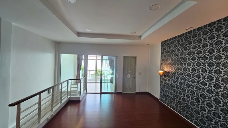 Baan Klang Muang Urbanion Sukhumvit 113, Samut Prakan, Samrong Nua, Muang Samut Prakarn, Samut Prakan, 3 Bedrooms, 206 sqm, Townhouse For Sale, by คุณเอ๋, 500504011 - DDproperty.com