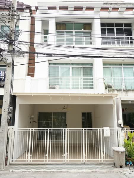 Baan Klang Muang Urbanion Sukhumvit 113, Samut Prakan, Samrong Nua, Muang Samut Prakarn, Samut Prakan, 3 Bedrooms, 206 sqm, Townhouse For Sale, by คุณเอ๋, 500504011 - DDproperty.com