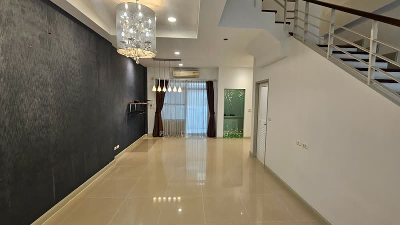 บ้านกลางเมือง เออบาเนี่ยน สุขุมวิท 113, สมุทรปราการ, สำโรงเหนือ, เมืองสมุทรปราการ, สมุทรปราการ, 206 ตร.ม., ทาวน์เฮ้าส์ ขาย, โดย คุณเอ๋, 500504011 - DDproperty.com