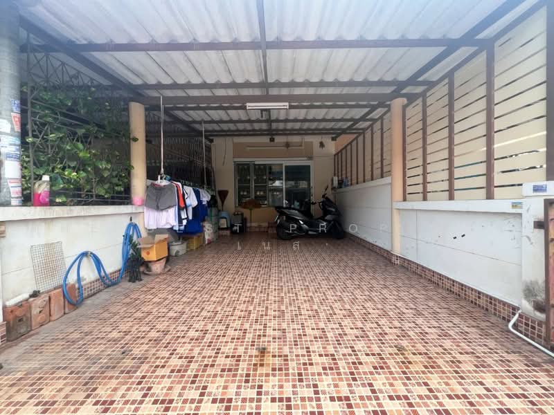 แฟมิลี่ทาวน์ 2 นาป่า, Chon Buri (Pattaya), Na Pa, Muang Chon Buri, Chon Buri (Pattaya), 2 Bedrooms, 100 sqm, Townhouse For Sale, by The Best Property เนส, 500504017 - DDproperty.com