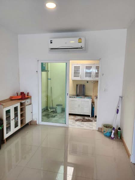 Gusto Townhome Bangna - Suvarnabhumi, Samut Prakan, Soi Wat Sriwaree Noi, Srisa Chorakhe Yai, Bang Sao Thong, Samut Prakan, 3 Bedrooms, 132 sqm, Townhouse For Sale, by NR AGENT, 500504018 - DDproperty.com