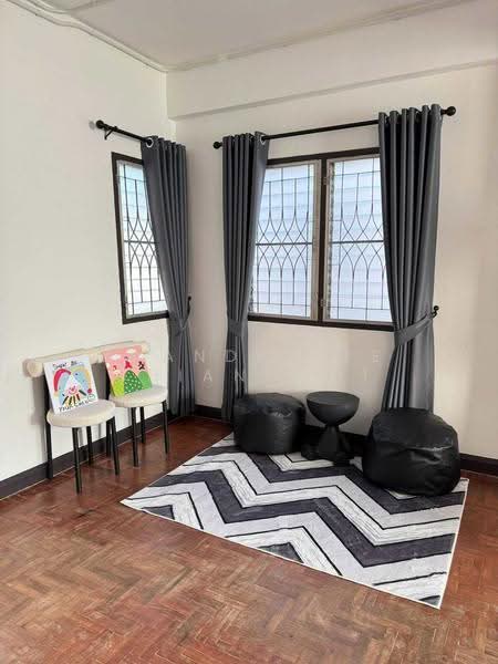 A house for rent near Nimmanhaemin, Chiang Mai Rental Price: 30,000 THB/month Property ID: No.1H693, Chiang Mai, Su Thep, Muang Chiang Mai, Chiang Mai, 3 Bedrooms, 150 sqm, Single Detached House For Rent, by Baandeedee Chiangmai, 500504021 - DDproperty.com