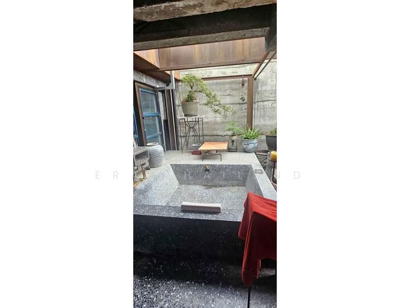 เจริญนิเวศน์, Bangkok, Thung Wat Don, Sathon, Bangkok, 3 Bedrooms, 380 sqm, Townhouse For Rent, by ERA Thailand, 500504031 - DDproperty.com