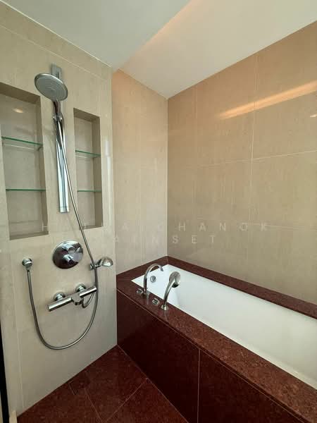 185 Rajadamri, Bangkok, 185 Rajadamri Road, Lumphini, Pathum Wan, Bangkok, 3 Bedrooms, 223 sqm, Condo For Rent, by Hathaichanok Saenset, 500504050 - DDproperty.com