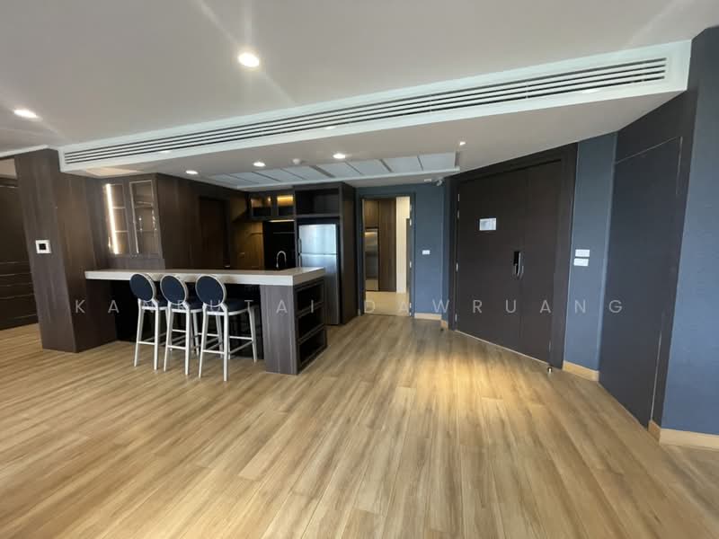 Park Court Sukhumvit 77, Bangkok, T77 Sukhumvit 77, Phra Kanong Nua, Watthana, Bangkok, 4 Bedrooms, 287 sqm, Condo For Rent, by Kanrutai Dawruang, 500504059 - DDproperty.com