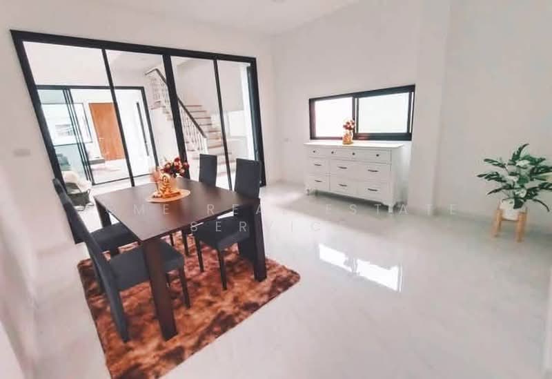 3-Story Townhome Lasalle 32 Soi 2, Bangkok, Bang Na Tai, Bang Na, Bangkok, 4 Bedrooms, 190 sqm, Townhouse For Sale, by HOME Real Estate Service, 500504063 - DDproperty.com