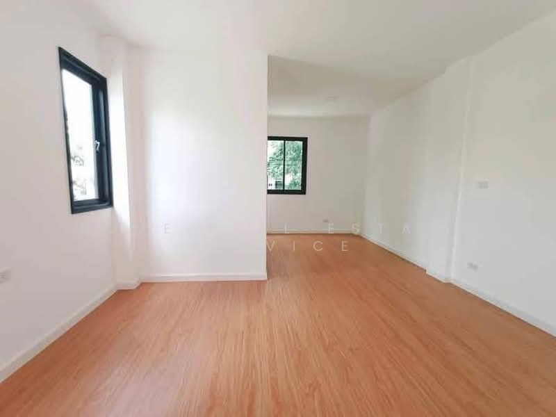 3-Story Townhome Lasalle 32 Soi 2, Bangkok, Bang Na Tai, Bang Na, Bangkok, 4 Bedrooms, 190 sqm, Townhouse For Sale, by HOME Real Estate Service, 500504063 - DDproperty.com