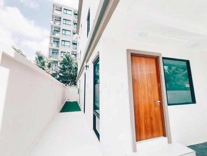 ทาวน์โฮม 3 ชั้น ลาซาล 32 แยก 2, กรุงเทพ, บางนาใต้, บางนา, กรุงเทพ, 190 ตร.ม., ทาวน์เฮ้าส์ ขาย, โดย HOME Real Estate Service, 500504063 - DDproperty.com