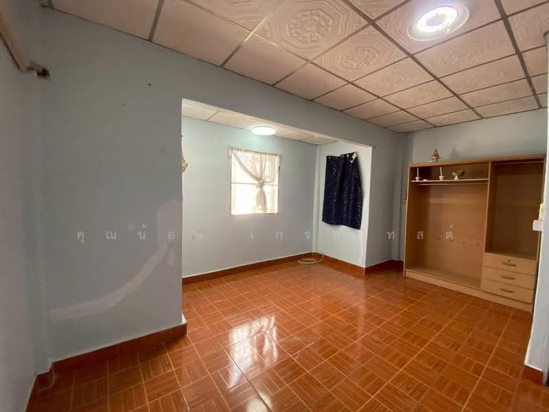 หมู่บ้าน นิลุบลวิลล์, Samut Prakan, เทพารักษ์, Bangphli Yai, Bang Plee, Samut Prakan, 2 Bedrooms, 80 sqm, Townhouse For Sale, by คุณน้อง เกรทเทสต์, 500504069 - DDproperty.com