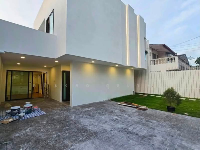 บ้านเดี่ยวโชคชัย4, กรุงเทพ, ลาดพร้าว, กรุงเทพ, 200 ตร.ม., บ้านเดี่ยว ขาย, โดย อภิมงคล สุขเกษม, 500504077 - DDproperty.com