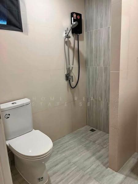 Lumpini Townplace Sukhumvit-Srinakarin, Samut Prakan, Samrong Nua, Muang Samut Prakarn, Samut Prakan, 4 Bedrooms, 116 sqm, Single Detached House For Sale, by HOME Real Estate Service, 500504086 - DDproperty.com