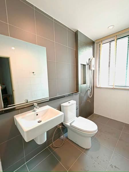 Baan Klang Mueang Bangna-Wongwaen, Samut Prakan, Bangphli Yai, Bang Plee, Samut Prakan, 3 Bedrooms, 200 sqm, Townhouse For Sale, by NR AGENT, 500504089 - DDproperty.com