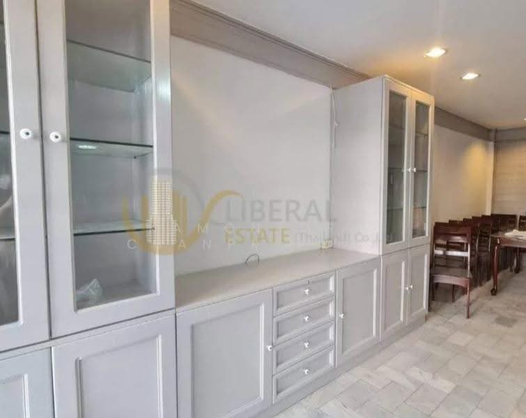 Townhouse for Rent Onnut, Bangkok, Phra Kanong Nua, Watthana, Bangkok, 3 Bedrooms, 250 sqm, Townhouse For Rent, by Kamonporn Chanpreecha, 500504110 - DDproperty.com