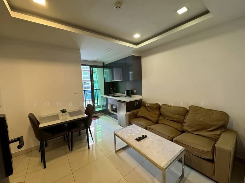 Arcadia Beach Continental : อาคาเดีย บีช คอนติเนนทอล, ชลบุรี, 162-1468 Thap Phraya 7 Alley,, หนองปรือ, บางละมุง, ชลบุรี, 26 ตร.ม., คอนโด ขาย, โดย Johannes Pannier, 500504129 - DDproperty.com
