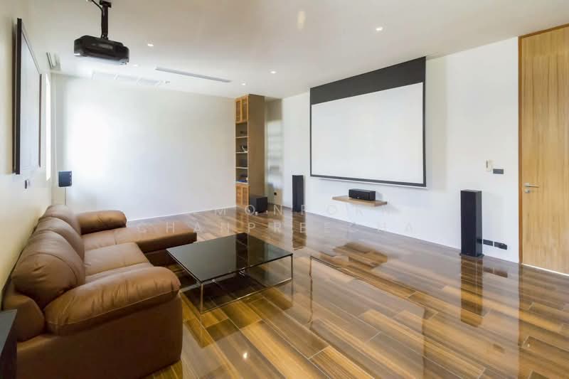 Pool Villa Ekkamai, Bangkok, Khlong Tan Nua, Watthana, Bangkok, 2 Bedrooms, 959 sqm, Single Detached House For Sale, by Kamonporn Chanpreecha, 500504132 - DDproperty.com