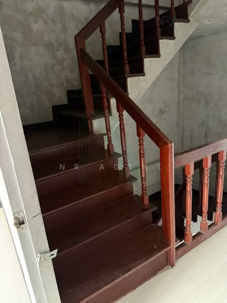 Sriwara Town in Town, Bangkok, Sriwara Road, Phlapphla, Wang Thonglang, Bangkok, 5 Bedrooms, 200 sqm, Townhouse For Sale, by NR AGENT, 500504138 - DDproperty.com