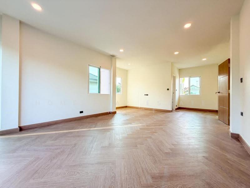 Grand Bangkok Boulevard Ratchaphruek-Rama 5, Nonthaburi, Bang Khun Kong, Bang Kruai, Nonthaburi, 4 Bedrooms, 328 sqm, Single Detached House For Sale, by HOME Real Estate Service, 500504141 - DDproperty.com