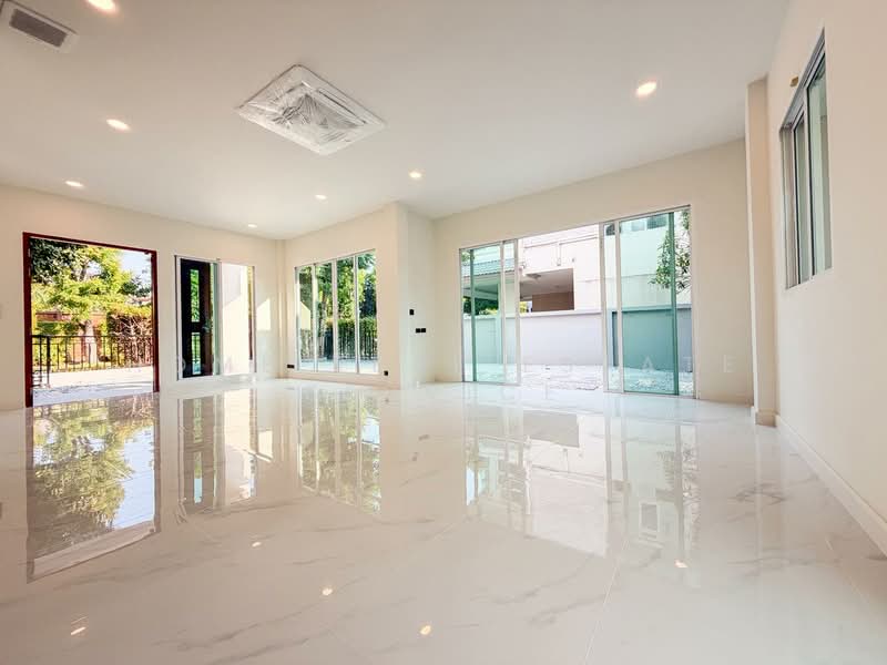 Grand Bangkok Boulevard Ratchaphruek-Rama 5, Nonthaburi, Bang Khun Kong, Bang Kruai, Nonthaburi, 4 Bedrooms, 328 sqm, Single Detached House For Sale, by HOME Real Estate Service, 500504141 - DDproperty.com