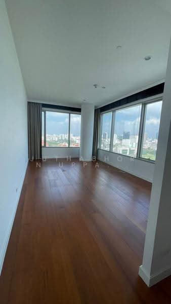 185 Rajadamri, Bangkok, 185 Rajadamri Road, Lumphini, Pathum Wan, Bangkok, 3 Bedrooms, 223 sqm, Condo For Rent, by Juthabhorn Uppachit (Amy), 500504178 - DDproperty.com