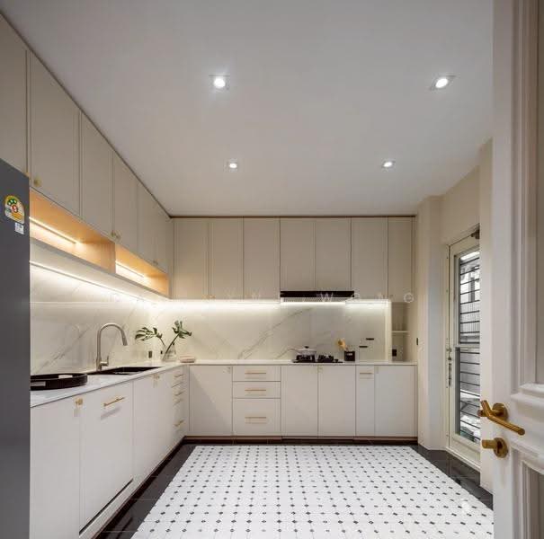 The Gentry Sukhumvit 101, Bangkok, Soi Sukhumvit 101, Sukhumvit Road, Bang Chak, Phra Khanong, Bangkok, 5 Bedrooms, 580 sqm, Single Detached House For Rent, by Caitlyne Wong, 500504219 - DDproperty.com