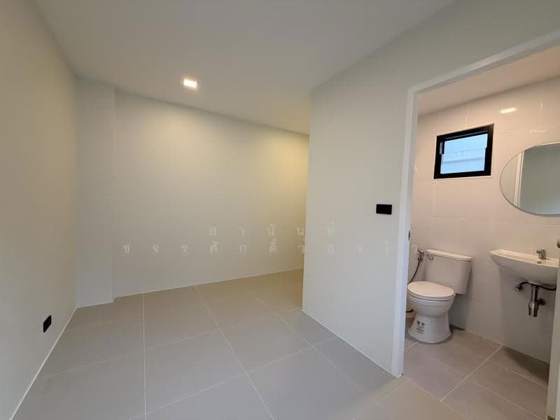 Mantana Wongwaen-Pinklao, Nonthaburi, Bang Muang, Bang Yai, Nonthaburi, 4 Bedrooms, 400 sqm, Single Detached House For Sale, by อานันท์ ขจรศักดิ์ว่องไว, 500504248 - DDproperty.com