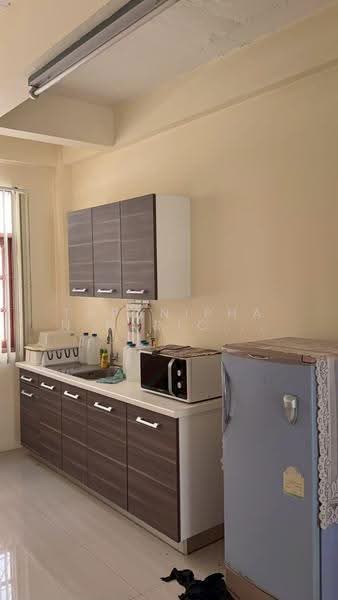 4.5-Storey Shophouse / Commercial Building Kanchanaphisek Road, Lak Song, Bang Khae, Bangkok 10160, Bangkok, กาญจนาภิเษก, Lak Song, Bang Khae, Bangkok, 3 Bedrooms, 200 sqm, Townhouse For Sale, by Tapaniphan Parichattkul, 500504250 - DDproperty.com