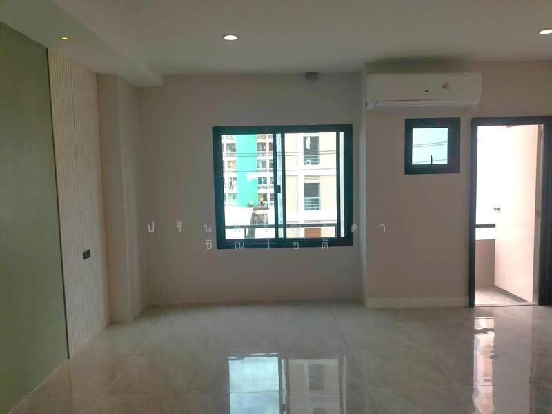 Townhouse Srinakarin 40, Bangkok, Srinakarin 40, Nong Bon, Prawet, Bangkok, 3 Bedrooms, 200 sqm, Single Detached House For Rent, by ปรินทร์ญาดา ชิณโชติ, 500504265 - DDproperty.com
