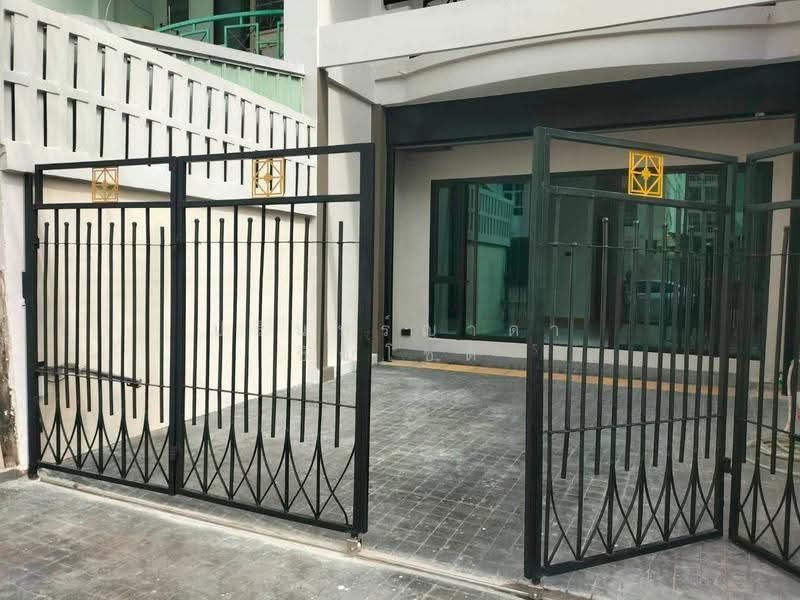 Townhouse Srinakarin 40, Bangkok, Srinakarin 40, Nong Bon, Prawet, Bangkok, 3 Bedrooms, 200 sqm, Single Detached House For Rent, by ปรินทร์ญาดา ชิณโชติ, 500504265 - DDproperty.com