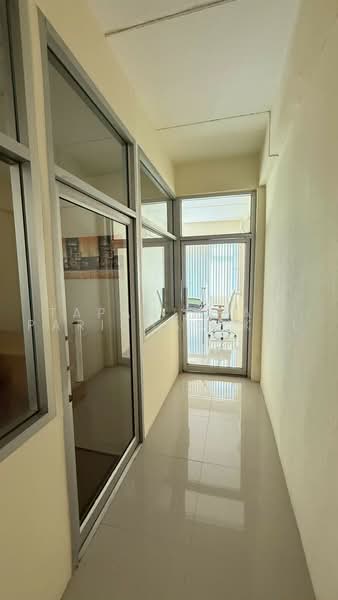 4.5-Storey Shophouse / Commercial Building Kanchanaphisek Road, Lak Song, Bang Khae, Bangkok 10160, Bangkok, กาญจนาภิเษก, Lak Song, Bang Khae, Bangkok, , 200 sqm, Shophouse For Sale, by Tapaniphan Parichattkul, 500504281 - DDproperty.com