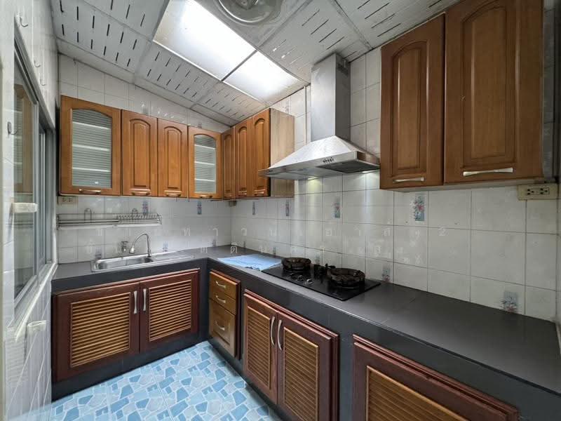 2Storey Townhouse for Sale at Kittinakorn Samutprakran, 23.3 Sq.Wah, Samut Prakan, Tai Ban Mai, Muang Samut Prakarn, Samut Prakan, 4 Bedrooms, 120 sqm, Townhouse For Sale, by คุณอั้ม, 500504289 - DDproperty.com