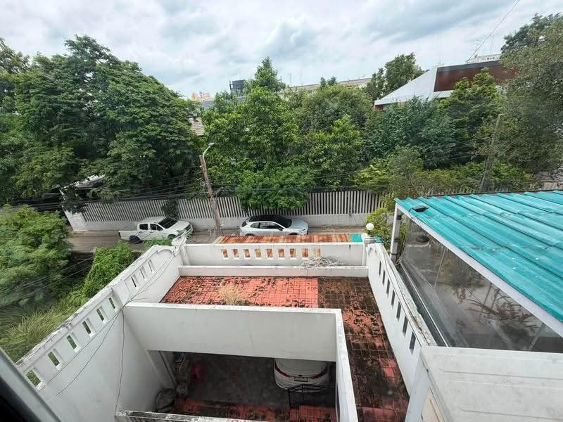 House Ratchada 32, Bangkok, ratchada 32, Chan Kasem, Chatuchak, Bangkok, 6 Bedrooms, 200 sqm, Townhouse For Rent, by ปรินทร์ญาดา ชิณโชติ, 500504310 - DDproperty.com