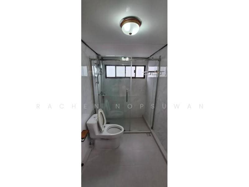 Panya Pattanakarn Village, Bangkok, Soi Phatthanakarn 30, Suan Luang, Bangkok, 5 Bedrooms, 750 sqm, Single Detached House For Rent, by Rachen Nopsuwan, 500504317 - DDproperty.com