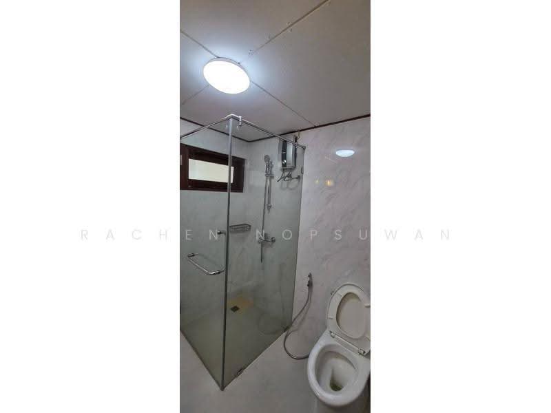 Panya Pattanakarn Village, Bangkok, Soi Phatthanakarn 30, Suan Luang, Bangkok, 5 Bedrooms, 750 sqm, Single Detached House For Rent, by Rachen Nopsuwan, 500504317 - DDproperty.com