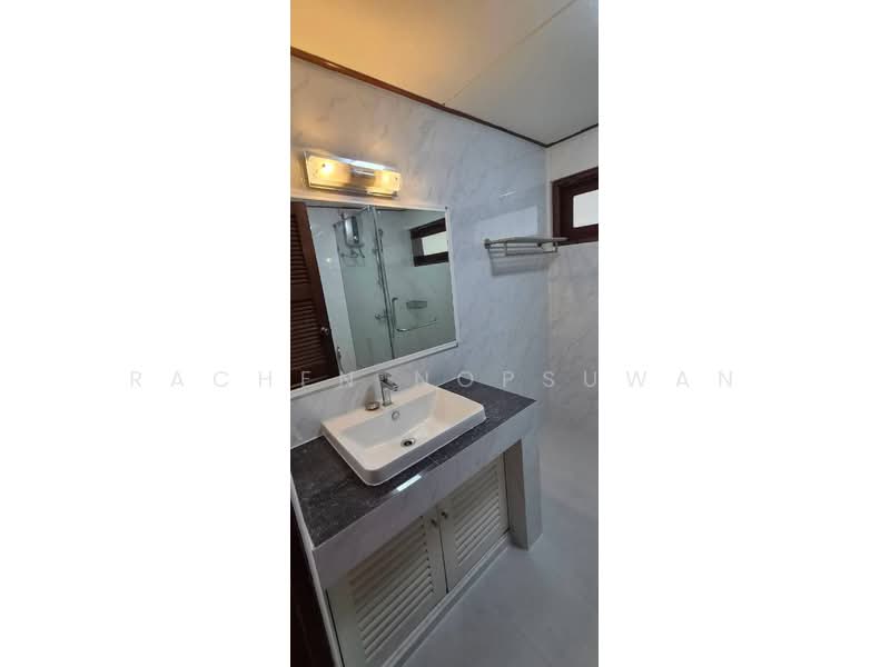 Panya Pattanakarn Village, Bangkok, Soi Phatthanakarn 30, Suan Luang, Bangkok, 5 Bedrooms, 750 sqm, Single Detached House For Rent, by Rachen Nopsuwan, 500504317 - DDproperty.com