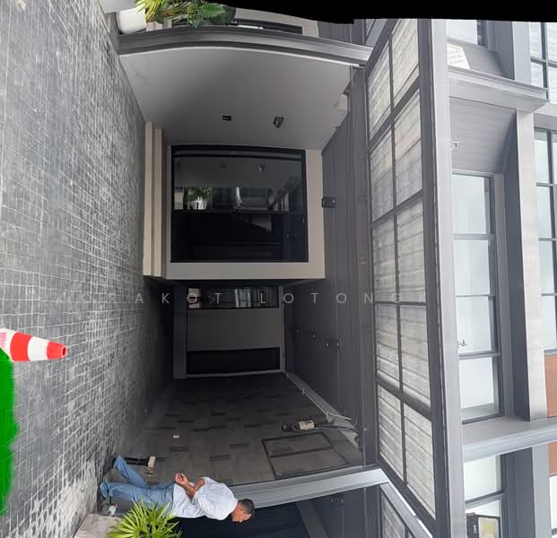 The Pride Sukhumvit 77, Bangkok, Soi On Nut 30, Suan Luang, Bangkok, 10+ Bedrooms, 800 sqm, Townhouse For Sale, by Korakot Lotongkum, 500504342 - DDproperty.com