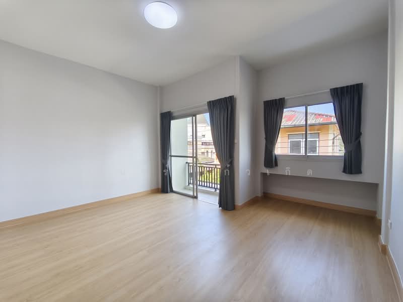 Townhome 40 Square Wa. Phraya Surain30 Ramintra, Bangkok, รามอินทรา, Min Buri, Bangkok, 4 Bedrooms, 320 sqm, Townhouse For Sale, by สิรินทร์ แก้วเกิด, 500504367 - DDproperty.com