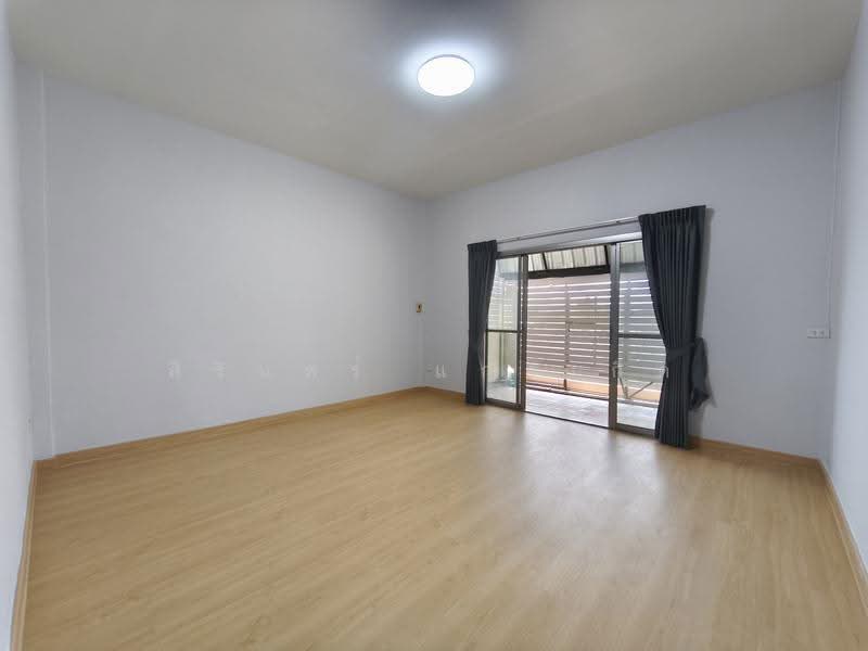 Townhome 40 Square Wa. Phraya Surain30 Ramintra, Bangkok, รามอินทรา, Min Buri, Bangkok, 4 Bedrooms, 320 sqm, Townhouse For Sale, by สิรินทร์ แก้วเกิด, 500504367 - DDproperty.com