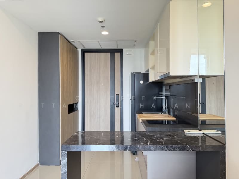 Oka Haus Sukhumvit 36, Bangkok, 3399 Rama 4 Road, Khong Tan, Khlong Toei, Bangkok, 1 Bedroom, 36 sqm, Condo For Rent, by Chatpeeh Rattanakulthananan, 500504404 - DDproperty.com