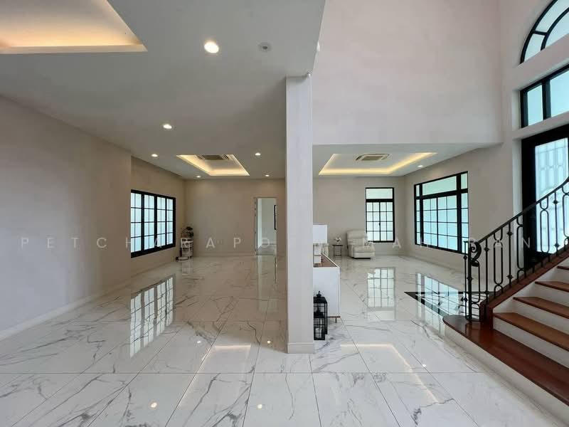 Baan Sansiri Pattanakarn, Bangkok, Phatthanakan Road, Suan Luang, Bangkok, 4 Bedrooms, 584 sqm, Single Detached House For Sale, by Petcharaporn Mahipan, 500504406 - DDproperty.com