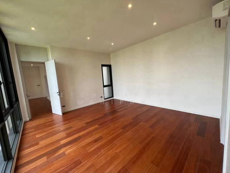 Bugaan Pattanakarn, Bangkok, 498 Panya Village, Suan Luang, Bangkok, 5 Bedrooms, 698 sqm, Single Detached House For Sale, by Petcharaporn Mahipan, 500504411 - DDproperty.com