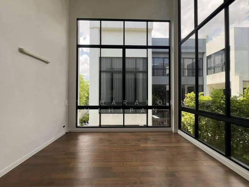 BuGaan Krungthep Kreetha, Bangkok, 109 15 Soi Krungthep Kreetha, Hua Mak, Bang Kapi, Bangkok, 5 Bedrooms, 655 sqm, Single Detached House For Sale, by Petcharaporn Mahipan, 500504412 - DDproperty.com