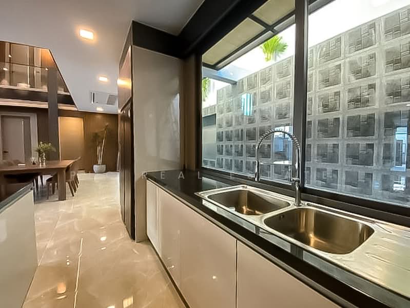 Luxury House for Sale Thung Klom Tan Man 5Bed Private Pool, Chon Buri (Pattaya), Bang Lamung, Bang Lamung (Pattaya), Chon Buri (Pattaya), 5 Bedrooms, 350 sqm, Villa For Sale, by PLC real estate, 500504415 - DDproperty.com