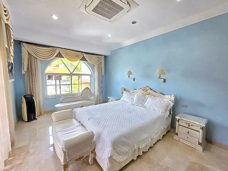 High End House for Sale Thung Klom Tan Man 4Bed Private Pool, Chon Buri (Pattaya), Nong Pru, Bang Lamung (Pattaya), Chon Buri (Pattaya), 4 Bedrooms, 420 sqm, Single Detached House For Sale, by PLC real estate, 500504419 - DDproperty.com
