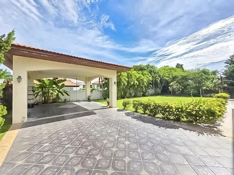 High End House for Sale Thung Klom Tan Man 4Bed Private Pool, Chon Buri (Pattaya), Nong Pru, Bang Lamung (Pattaya), Chon Buri (Pattaya), 4 Bedrooms, 420 sqm, Single Detached House For Sale, by PLC real estate, 500504419 - DDproperty.com