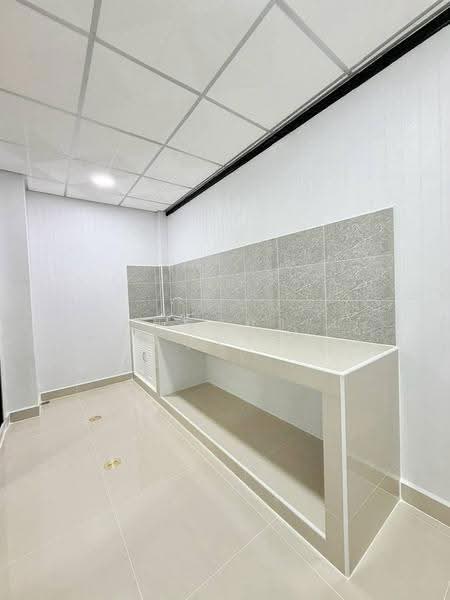 ทาวน์เฮ้าส์ 2 ชั้น 17 ตร.ว ซอยเรวดี 57 แยก 2, Nonthaburi, Talat Kwan, Muang Nonthaburi, Nonthaburi, 3 Bedrooms, 90 sqm, Townhouse For Sale, by นันธิกา ศรีสุวรรณ, 500504420 - DDproperty.com