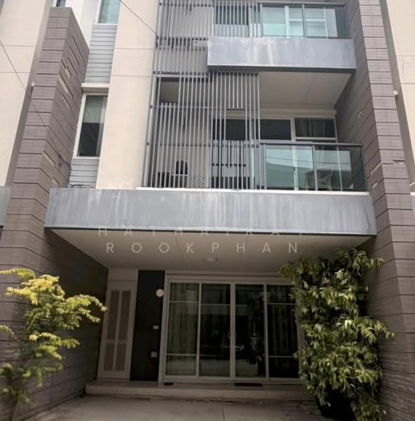 Town Avenue Srinagarindra : ทาวน์ อเวนิว ศรีนครินทร์, กรุงเทพ, ซอยอ่อนนุช 68, สวนหลวง, กรุงเทพ, 185 ตร.ม., ทาวน์เฮ้าส์ ให้เช่า, โดย Hathairat Rookphan, 500504438 - DDproperty.com