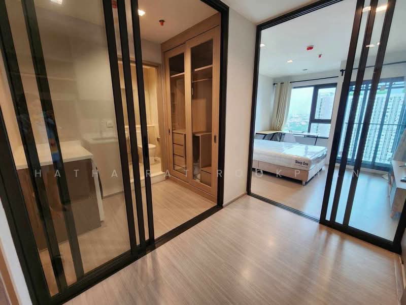 Life Sathorn Sierra, Bangkok, Ratchaphruek Rd, Talat Plu, Thon Buri, Bangkok, 1 Bedroom, 30 sqm, Condo For Rent, by Hathairat Rookphan, 500504443 - DDproperty.com