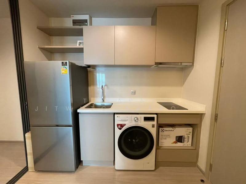 Life Ladprao, Bangkok, 992 Ladprao Road, Jom Phon, Chatuchak, Bangkok, 2 Bedrooms, 49 sqm, Condo For Rent, by Tanapat Jitwatcharakomol, 500504467 - DDproperty.com